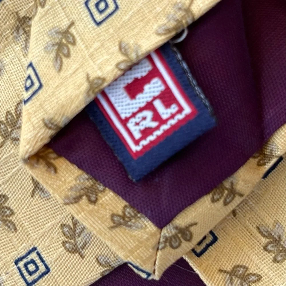 RALPH LAUREN CHAPS ~ 90s Vintage Yellow Silk Power Tie ~ Fall Leaves ~ 4” Width